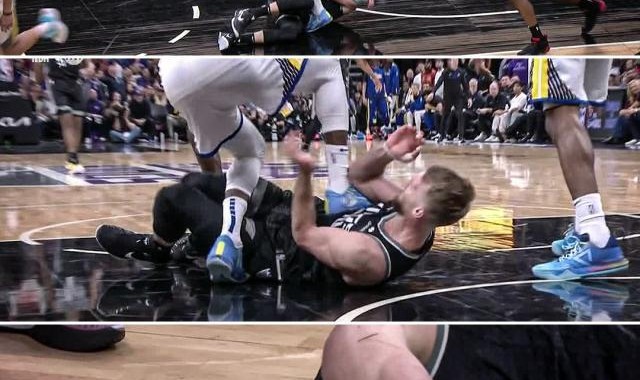 开云体育网址-这是NBA还是WWE？格林狠踹小萨 勇士输球输人