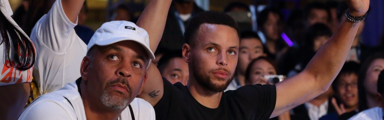 kaiyun-里程碑时刻！戴尔+斯蒂芬·库里父子总得分超科比父子 排历史第2