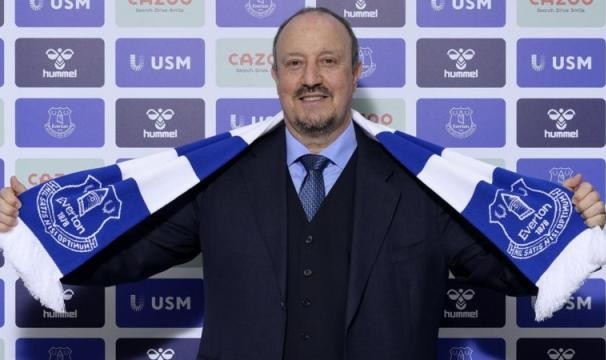 开云体育网址-【观察】做大“小球队” 贝尼特斯从卖大腕换血开始？